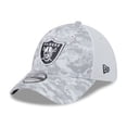 thumbnail image 2 of Gorra 3930 Salute To Service 24 New Era Las Vegas Raiders, 2 of 5