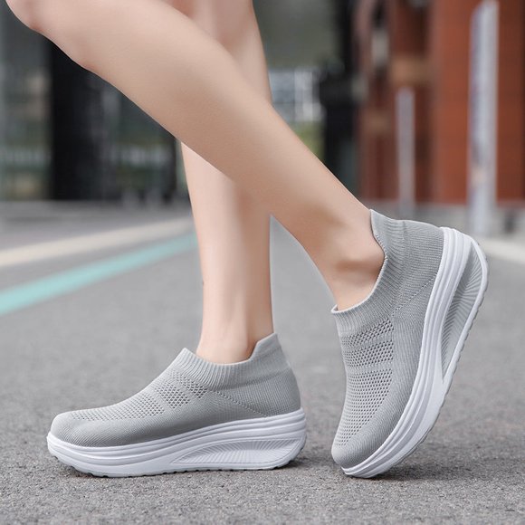 HONEYRAIN Sneakers for Women Lightweight Breathable Comfortable Non Slip Casual Shoes
