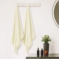 thumbnail image 4 of Juego de 2 toallas de baño de algodón tejido, suaves, de secado rápido, altamente absorbentes para uso diario, beige 28' x 56', 4 of 7