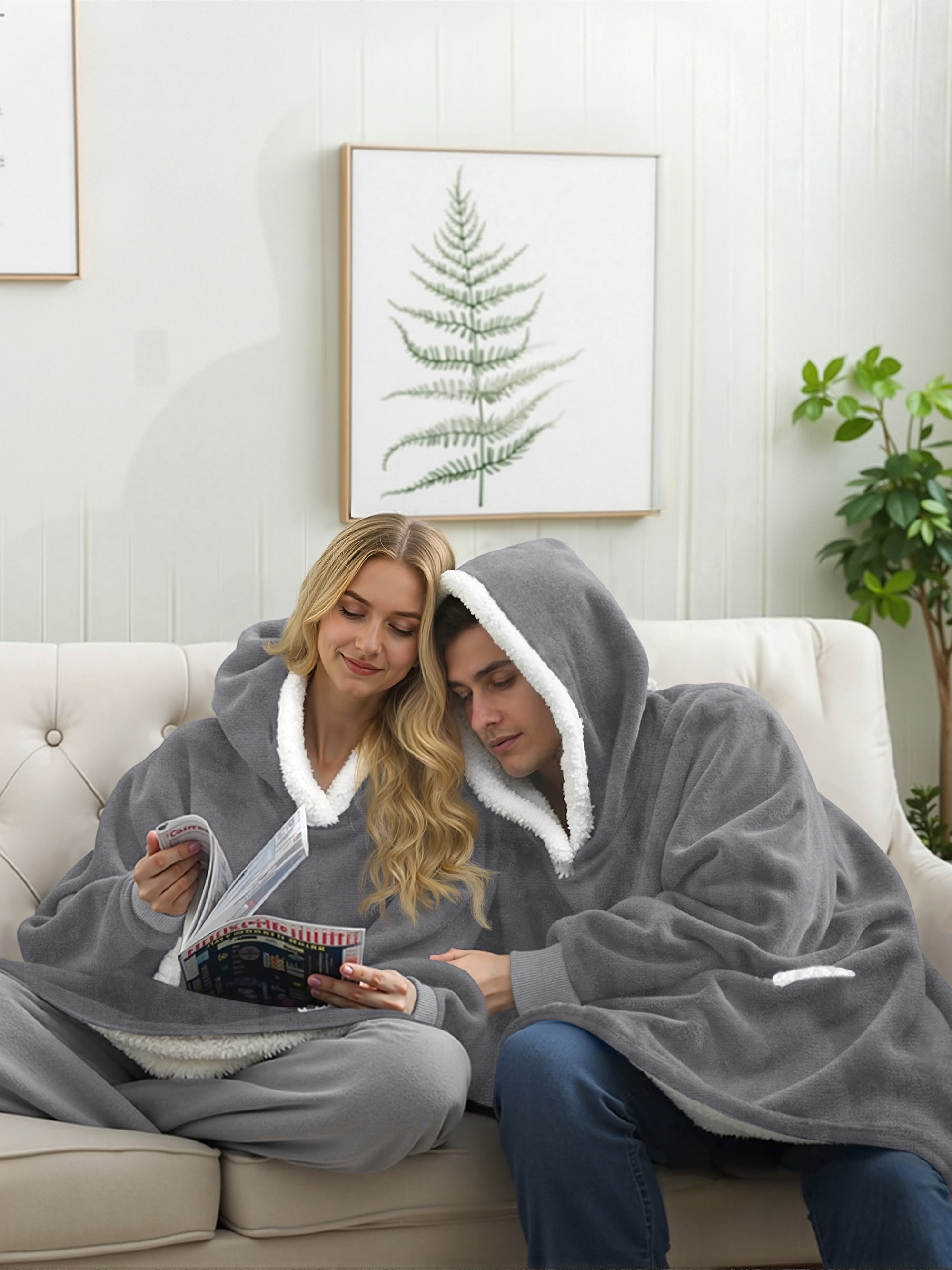 Fantaslook Wearable Blanket Hoodie for Women and Men, Oversized Sherpa Fleece Blanket Sweatshirt with Sleeves & Pocket