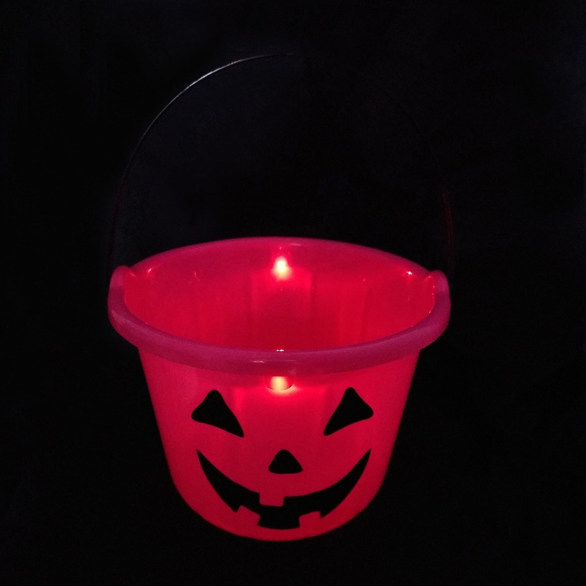 Way to Celebrate Halloween Pink LightUp Bucket,plastic bucket, led