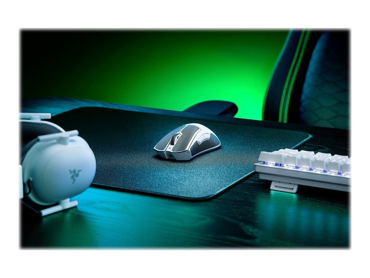 DEATHADDER V3 PRO - ERGONOMIC WIRELESS GAMING MOUSE (WHITE) PC