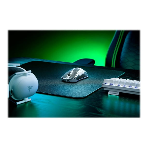 DEATHADDER V3 PRO - ERGONOMIC WIRELESS GAMING MOUSE (WHITE) PC