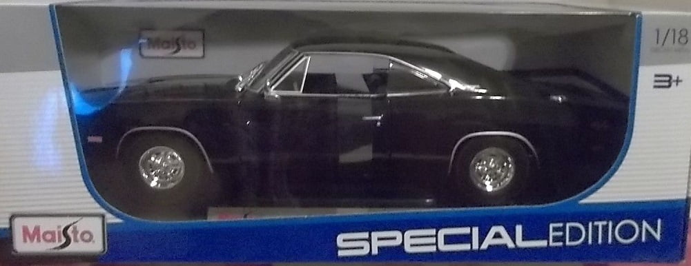 1969 Dodge Charger R/T Black 1/18 Diecast Model Car by Maisto