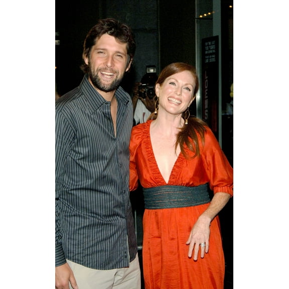 Julianne Moore, Bart Freundlich At Arrivals For The Prizewinner Of Defiance, Ohio Premiere, Loews Lincoln Square