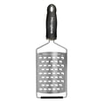 thumbnail image 2 of Microplane Gourmet Series Râpe à Fromage en Acier Inoxydable Ultra Grossière Extra Grand, 2 of 4