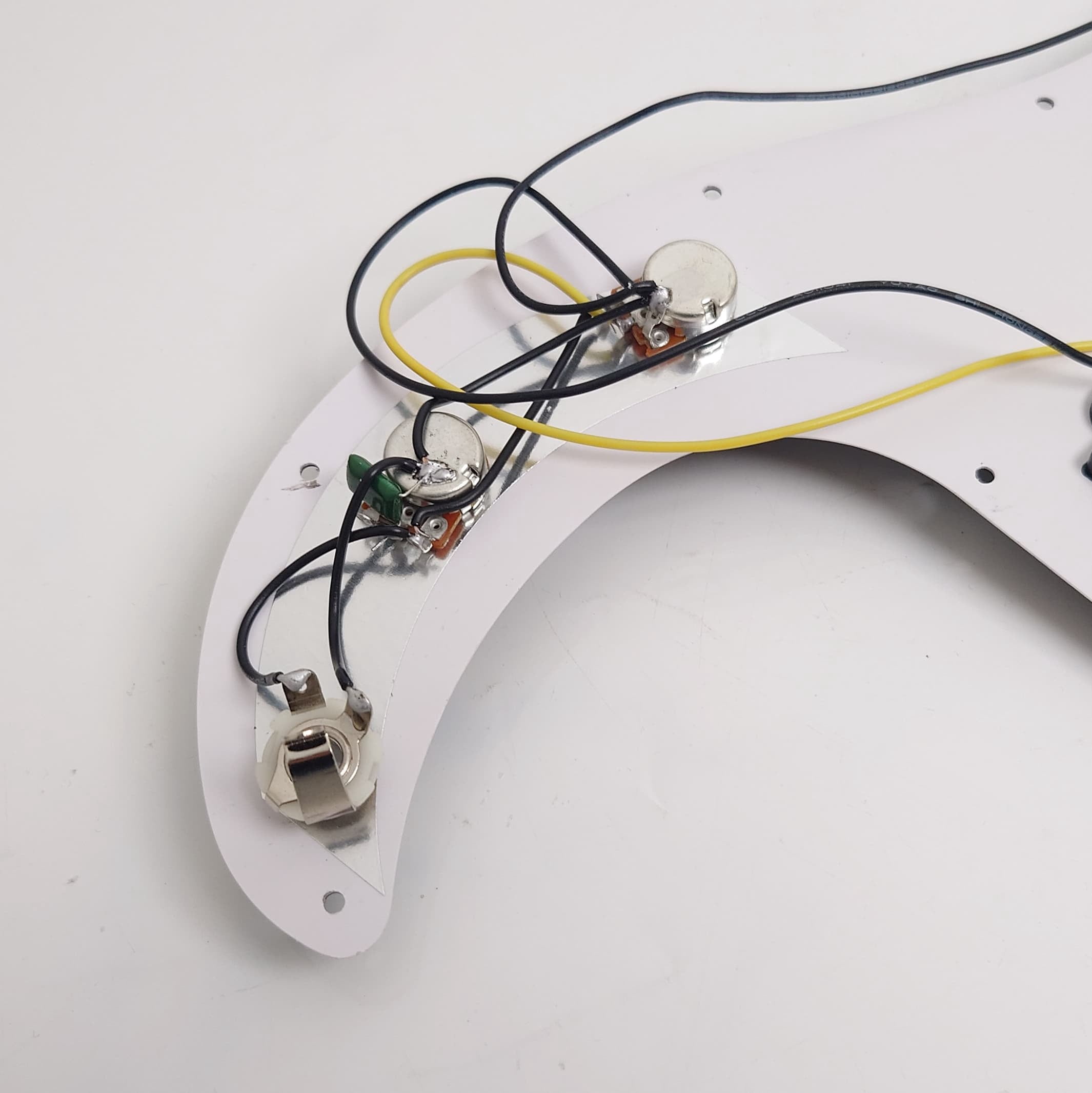 Prewired Loaded Pickguard, with Alnico 5 pickup for 4-Strings PB Bass