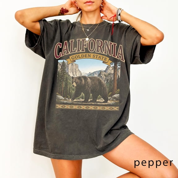Vintage California Bear Graphic Tee, Retro Travel Souvenir Shirt