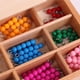 thumbnail image 2 of Juguete Para Niños, Juguete Educativo De Madera, Tablero De Ajedrez Colorido, Juguete De Matemáticas De Cuentas, Conjunto De Entrenamiento Preescolar Para La Primera Infancia seitruly FN002695-00, 2 of 6