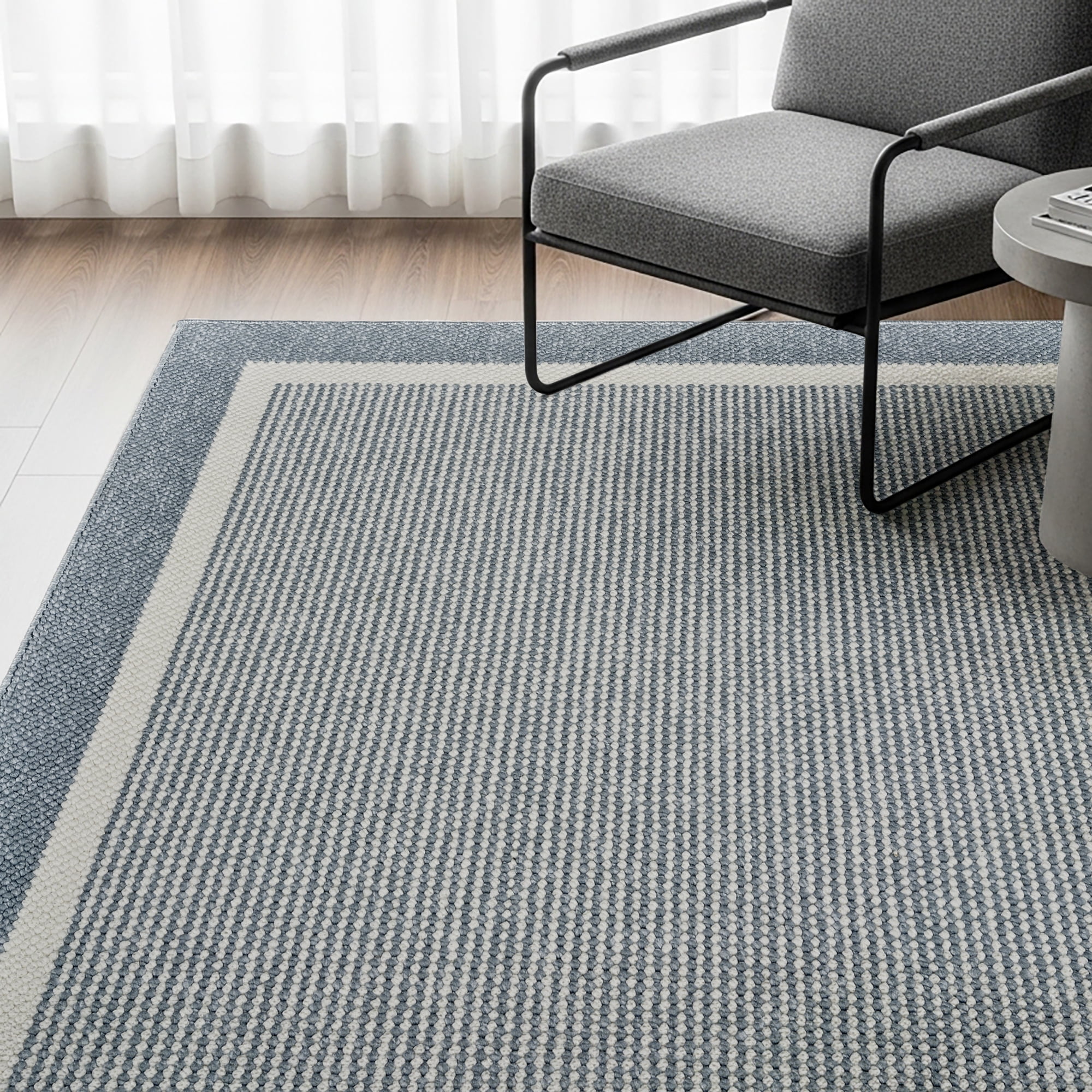 HGTV Soft Weave Mari Modern/ Contemporary Solid Color Lt Blue Area Rug, 4x6