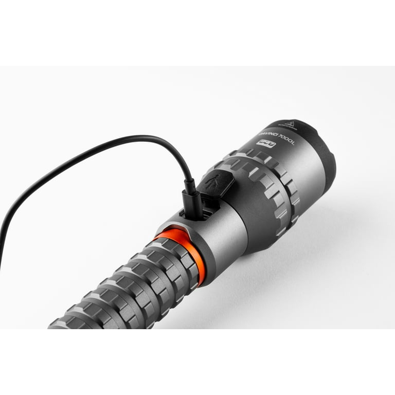 DAVINCI® 1800L Rechargeable Flashlight
