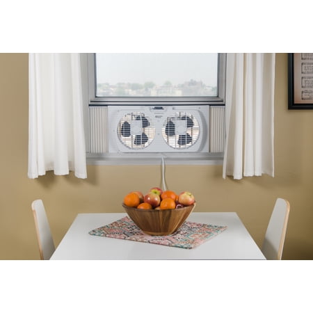comfort zone 3-speed dual blade window fan, white