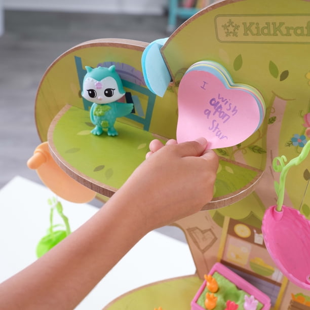 KidKraft Lil Green World Wooden Market Treehouse Play Set with 26
