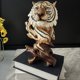 thumbnail image 4 of Una Estatua de Cabeza de Animal de RaíZ de ImitacióN, Escultura Retro, Adornos de Resina Artificial, Adecuada para Regalos de Oficina y DecoracióN, 4 of 5