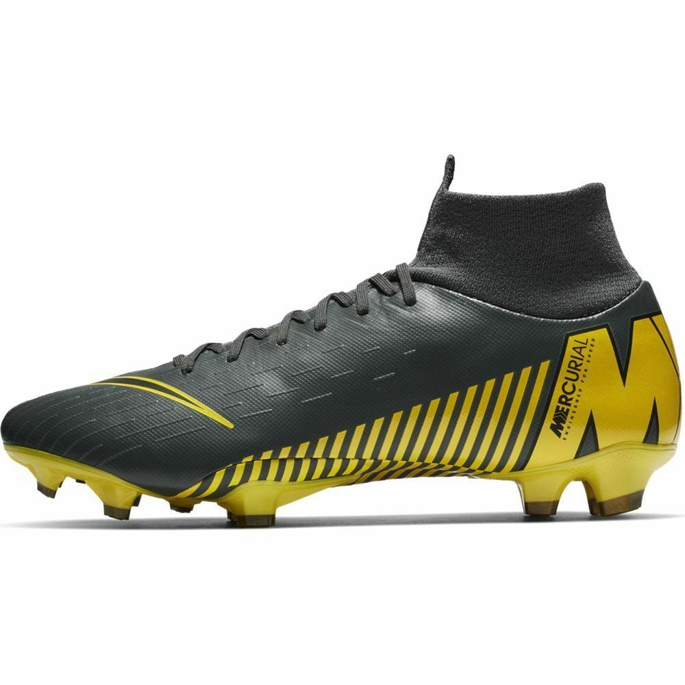 soccer cleats 7.5