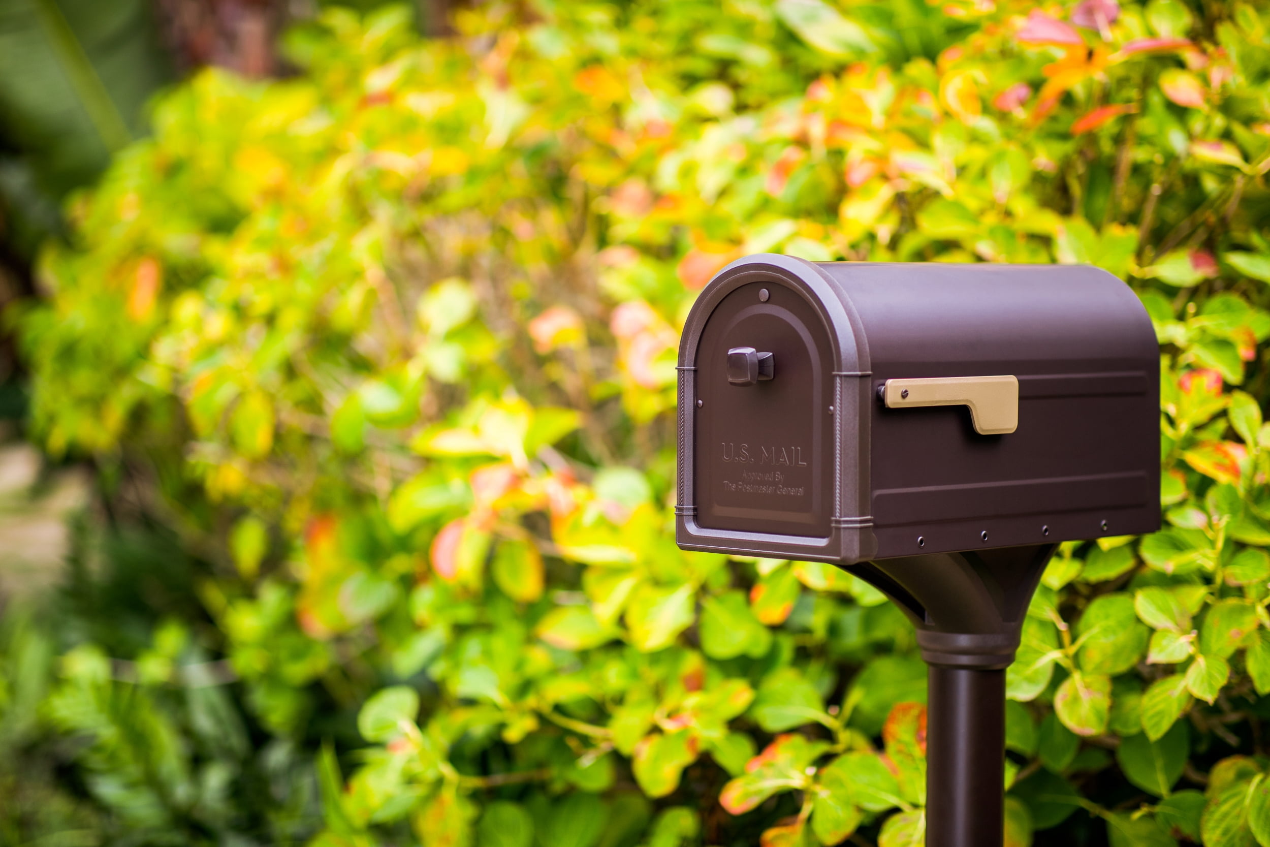 Architectural Mailboxes 7980RZ Roxbury Post Mount Mailbox & Premium Steel Combo - Rubbed Bronze - Large