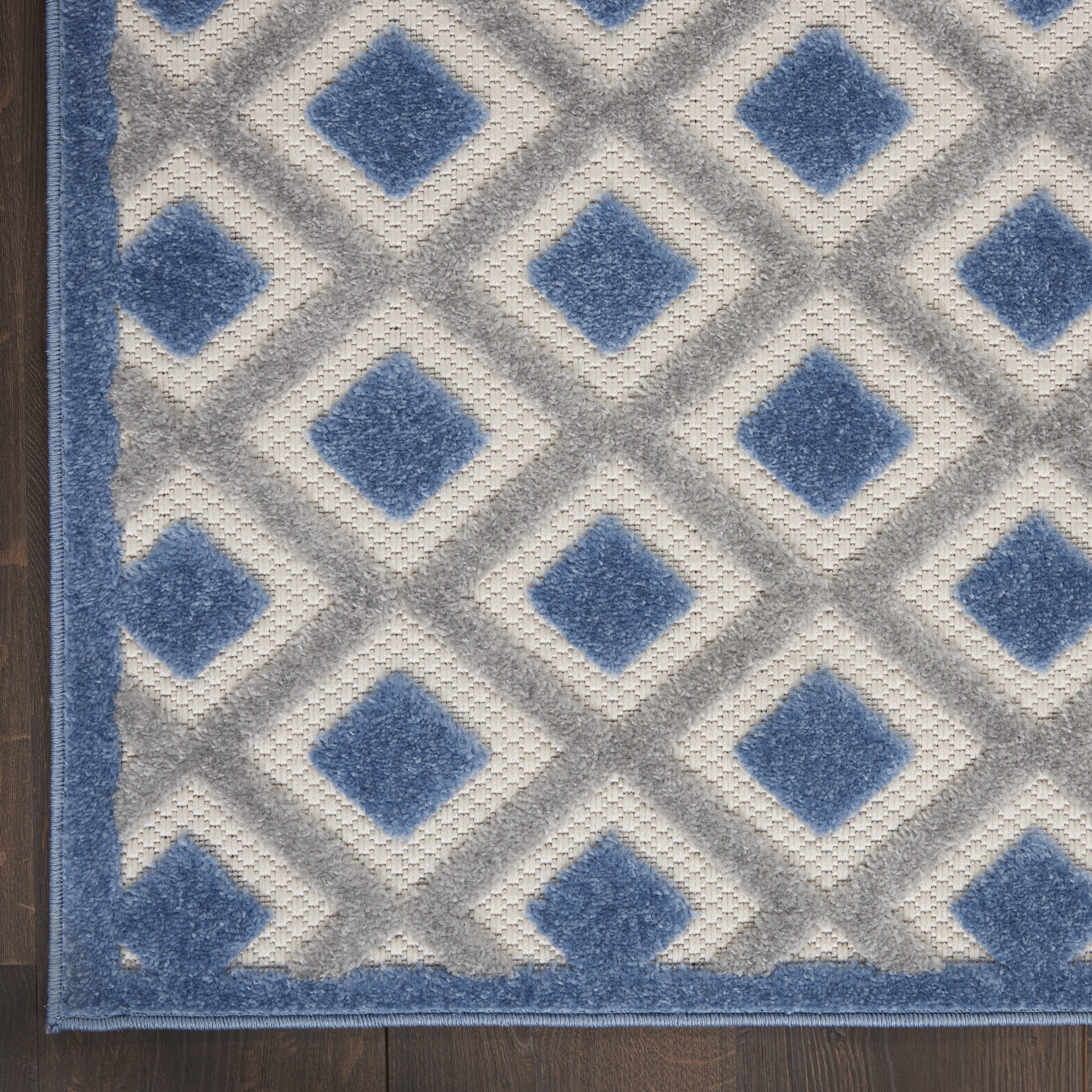 Nourison Aloha Indoor/Outdoor Blue/Grey 5'3" x 7'5" Area Rug, (5x7)