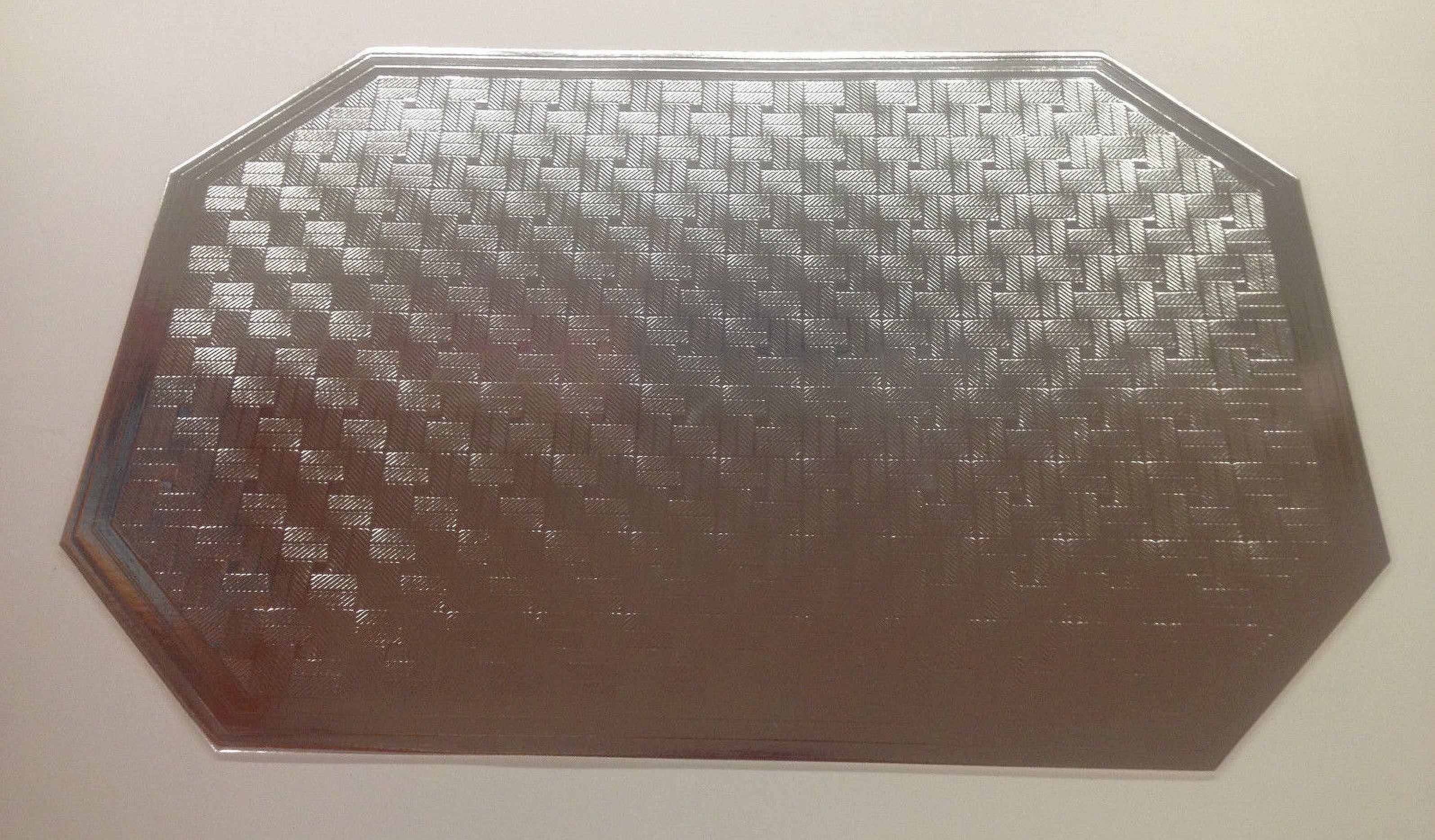 SET OF 6 MYLAR SILVER PLACEMATS, METALLIC LOOK, OCTAGONAL SHAPE