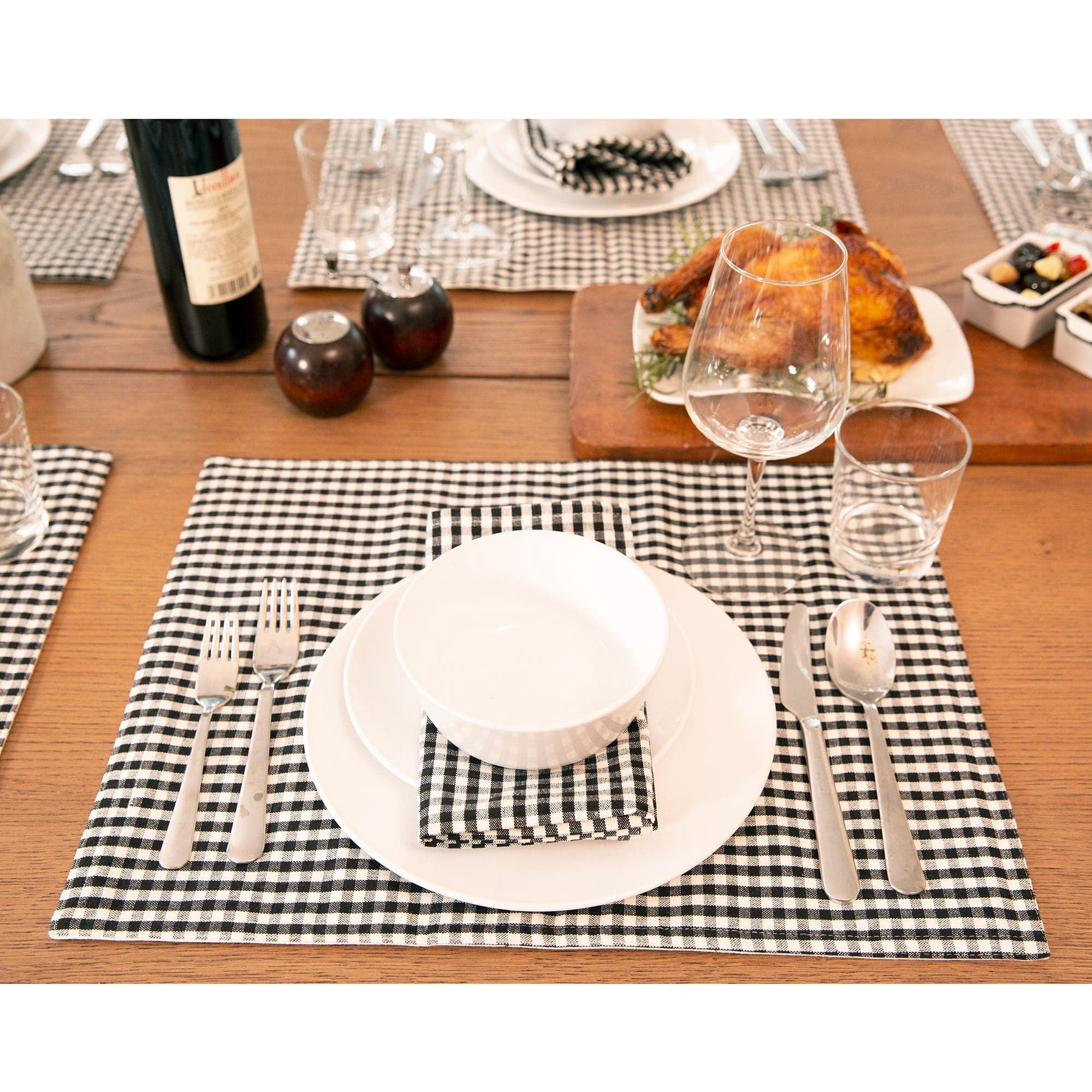 Lush Decor Gingham Check Yarn Dyed Placemat Off White and Black, 4-Pack 14" x 19"