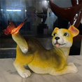 thumbnail image 3 of Estatua moderna de mariposa para perro, escultura de Animal Artware, perro de resina que juega con mariposa para decoración de , perfecl Cachorro estatua, 3 of 7