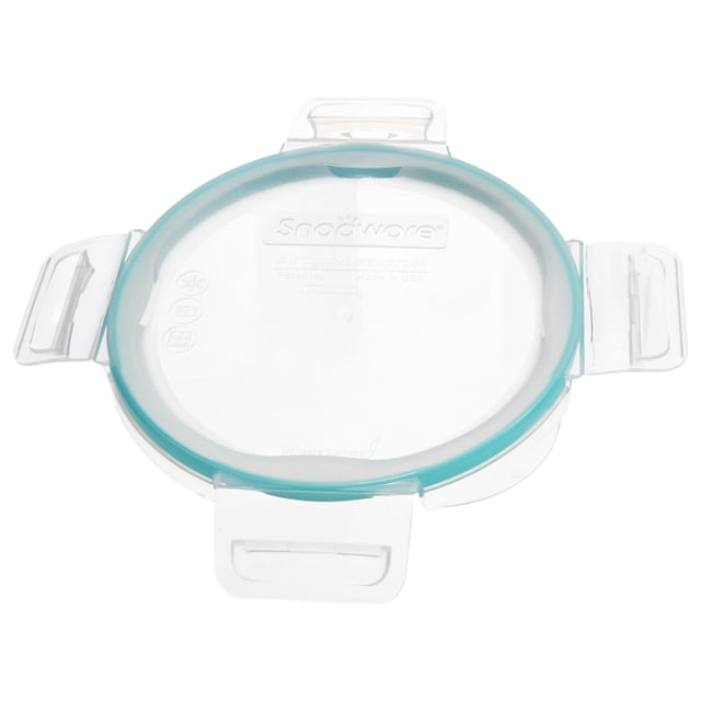 tapa snapware 7201r-pc hermética para recipiente de vidrio de 4 tazas, junta verde agua: vista cenital de tapa circular transparente con cuatro pestañas de bloqueo y junta de silicona verde agua desmontable; plástico libre de BPA con logo en relieve, compatible con recipientes de 0,95 L, apta para lavavajillas y usada como repuesto para prolongar la vida de recipientes Snapware.