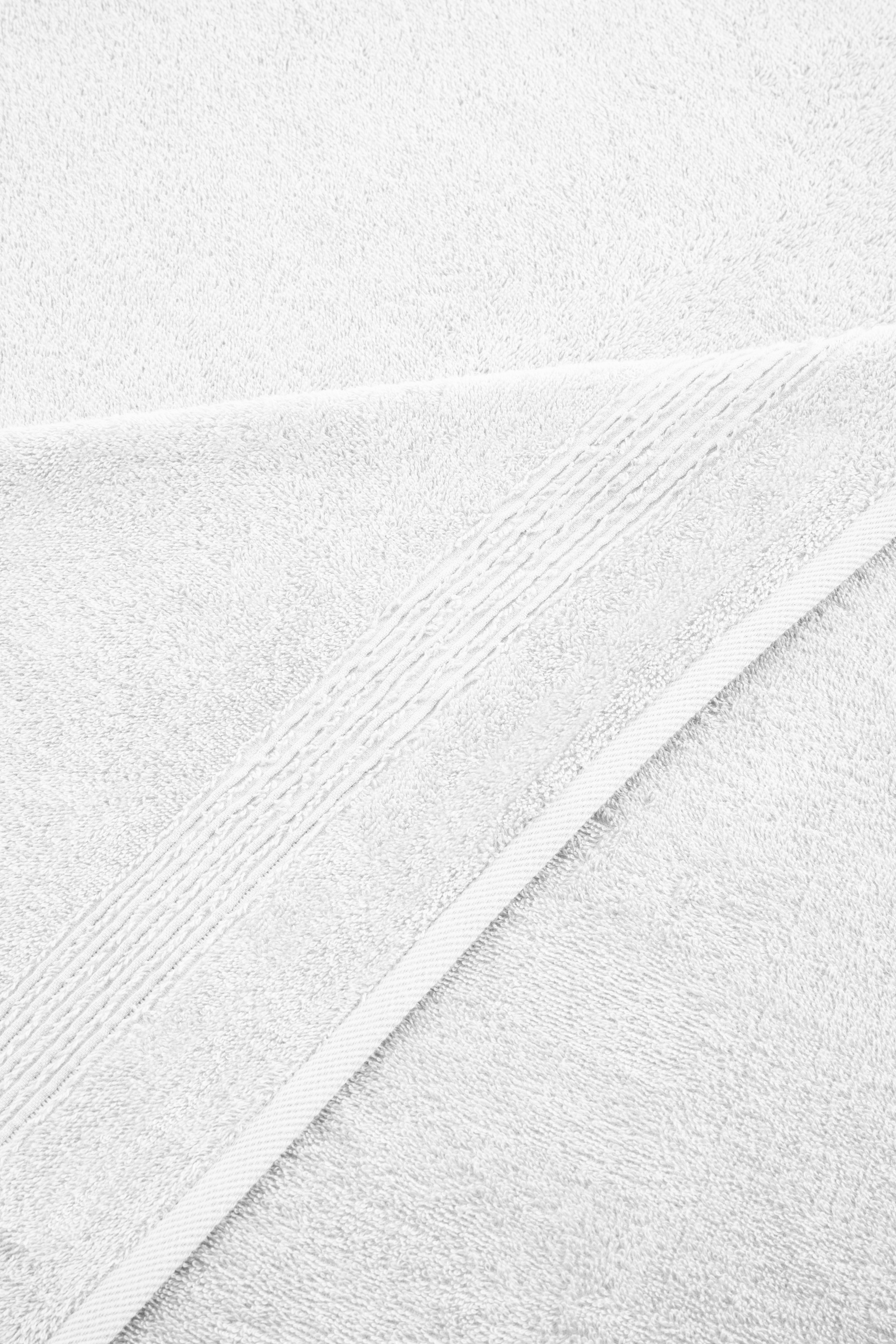 Ozdilek 4-Piece Bath Towels, 30x60" 100% Turkish Cotton, Quick-Dry & Lightweight Body Towels, Breathable, Space-Saving Shower Towel Set for Bathroom, Pool, Gym, Bright White