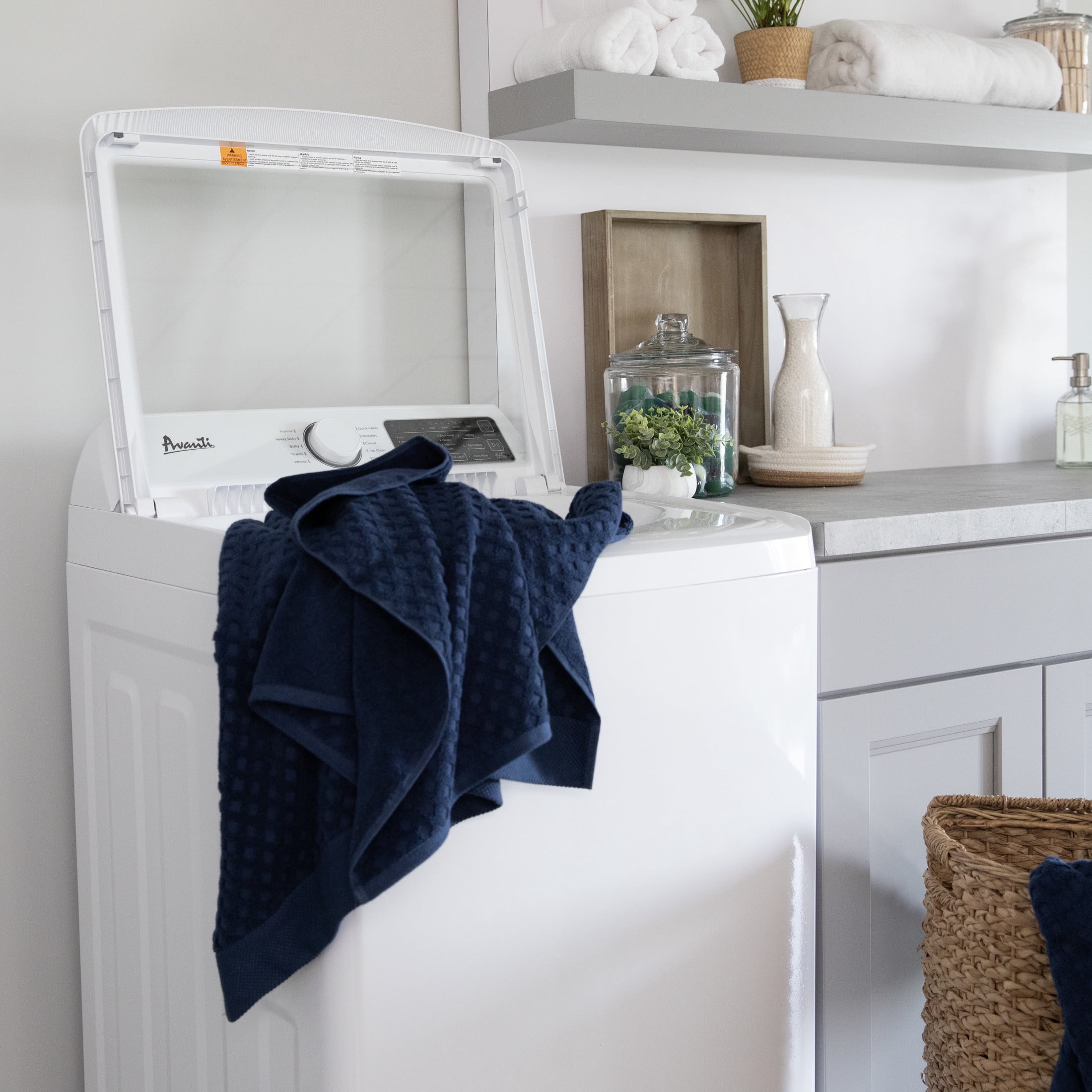 Avanti Top Load Washer, 4.1 cu. ft. Capacity, in White (SLTW41D0W)