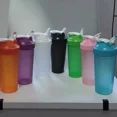 thumbnail image 2 of Botellas mezcladoras de 600 ml, taza de agua deportiva, de plástico, portátil, a prueba de fugas, diseño elegante con múltiples opciones de color, botella de agua para fitness, 2 of 6