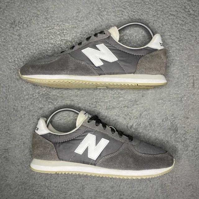 New Balance Classic Mens Size 6.5 W8 Gray Low Cut Casual Sneakers Shoes U220GY