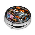 thumbnail image 2 of Pastillero redondo con diseño de punto de Halloween, con 3 compartimentos, portátil, para bolsillo o bolso, organizador de vitaminas y medicamentos de metal decorativo, 2 of 6