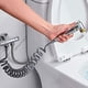 thumbnail image 4 of Manguera de ducha flexible con resorte, manguera de ducha retráctil, para tuberías de agua, inodoro, bidé, pistola rociadora, manguera de ducha flexible en espiral para baño, 4 of 7