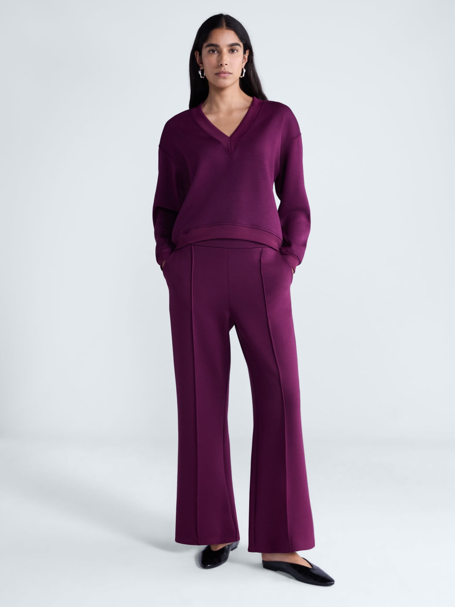Scoop Women's and Women's Plus V-Neck Sweatshirt, Sizes XS-4X