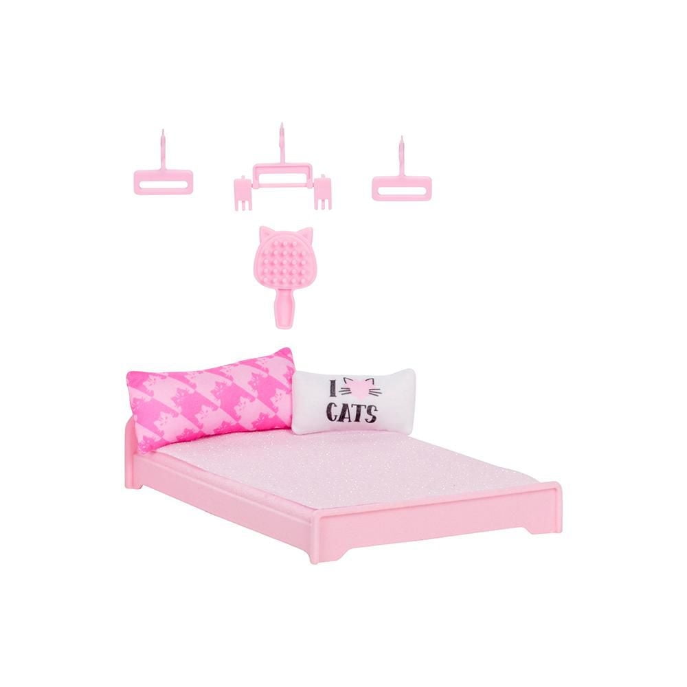 Na Na Na Surprise 3-in-1 Backpack Bedroom Playset Reena De La Rosa Fashion Doll