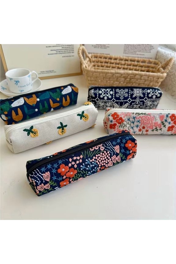 Vintage Handmade Travel Wallet Makeup Pen Bag - Elegant Storage Organizer for Office Desk, Travel Accessories, and Small Personal Items