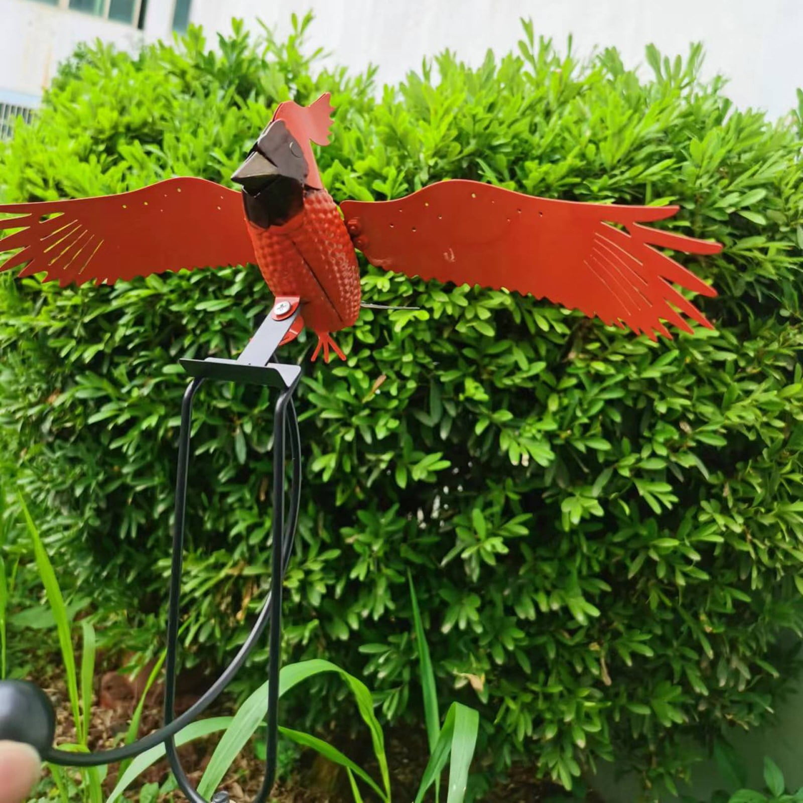 Flapping Metal Red-Parrot Yard Stake Rocking Wind Whirly-Gig Garden Art
