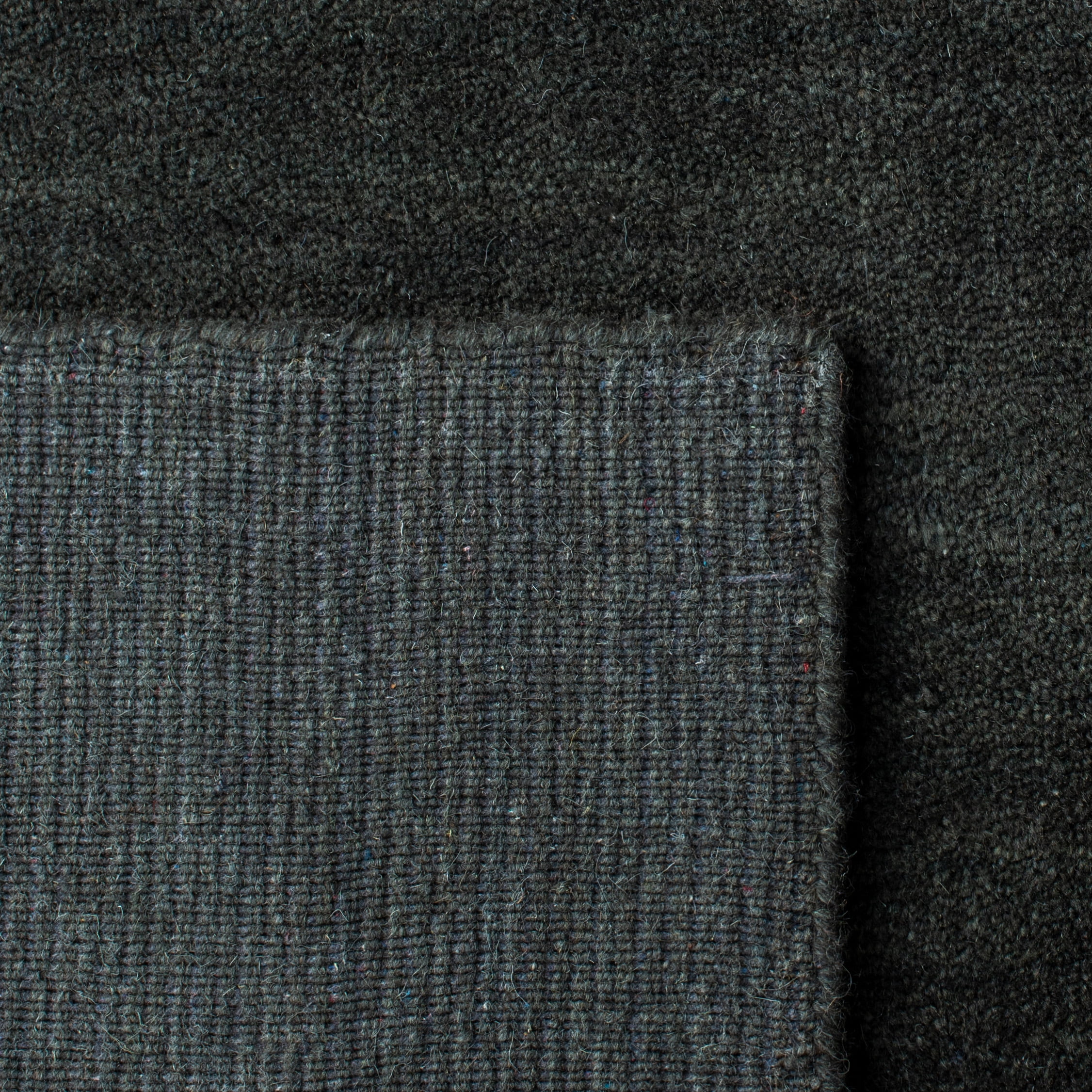 Safavieh Himalaya Dawa Solid Area Rug, Charcoal, 6' x 9'