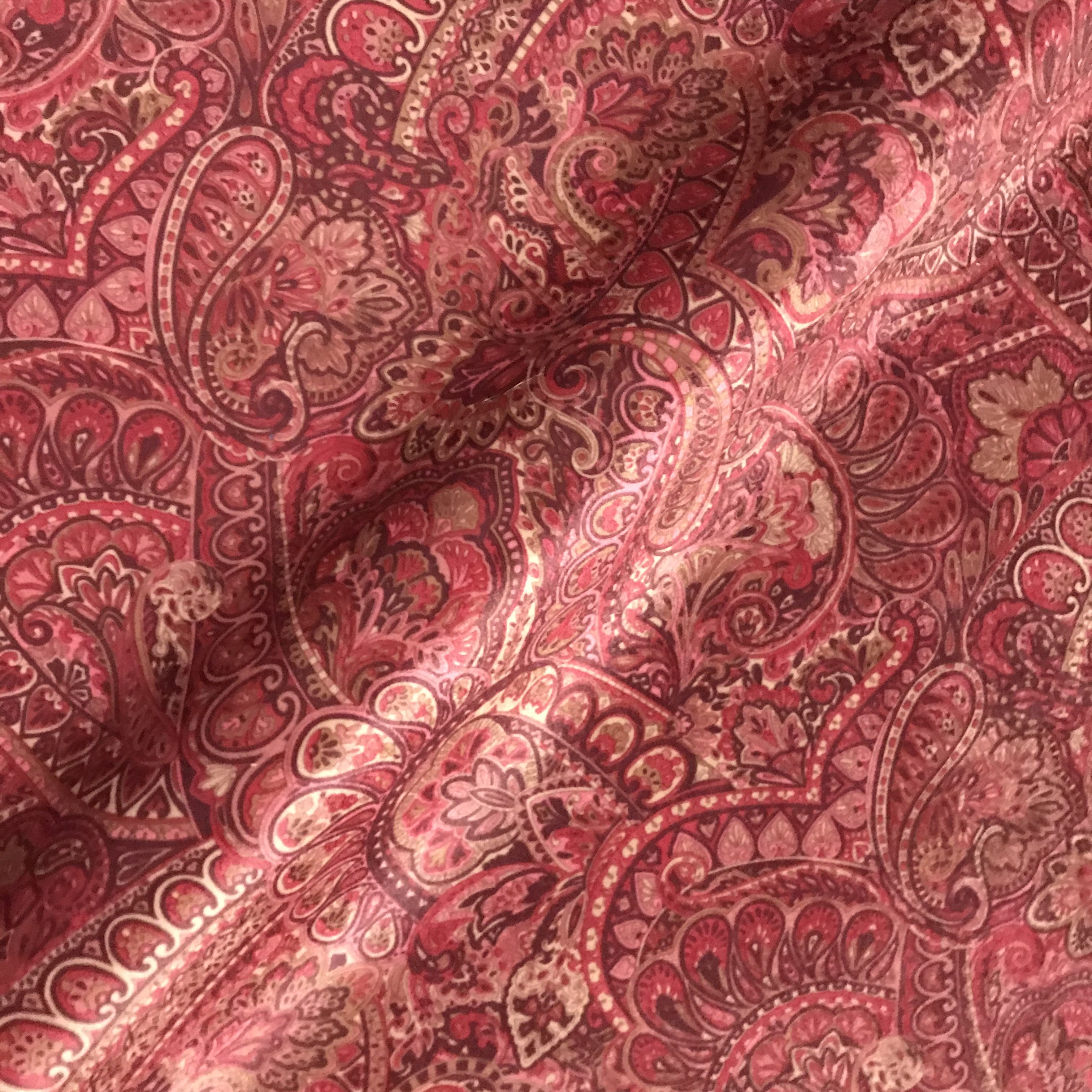 Milan Rouge Red Paisley Lightweight Fabric - 60