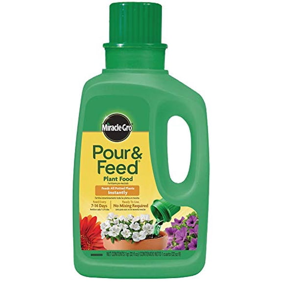 Miracle-Gro Pour & Feed Plant Food (Liquid), 32 fl. oz