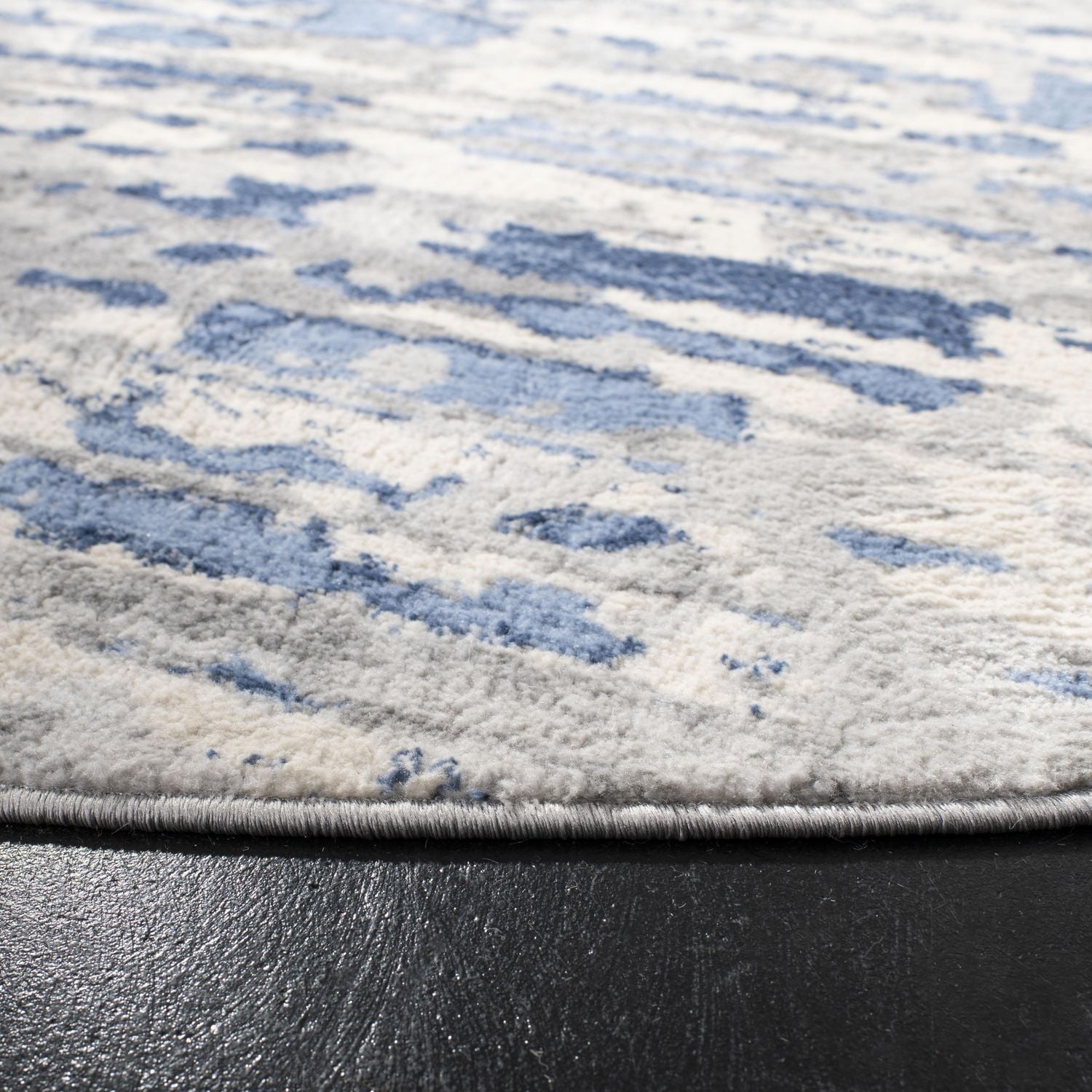 SAFAVIEH Jasper Alvina Tapis Abstrait