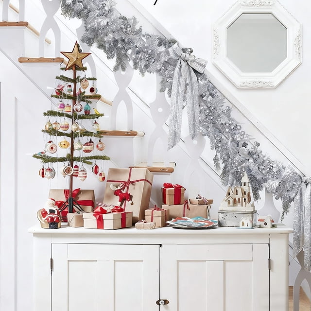 DIANWUDG Christmas Decorative Rattan Leaf Berry Arrangement Props Wall Hanging Simulation Christmas