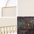 thumbnail image 3 of 1 pieza （18 * 28 cm） Organizador de joyas colgante, colgador de exhibición de aretes montado en la pared de metal con ganchos, collares de malla dorada, soporte para pulseras, estante de almacenamiento para armario para niñas y mujeres Rojo Verde, 3 of 5