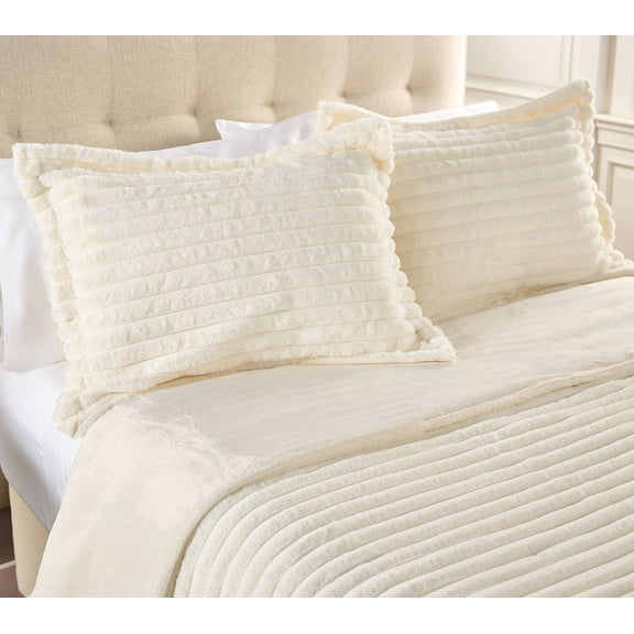 Berkshire Jacquard Fur & Velvetsoft Coverlet Set - Twin in Ivory