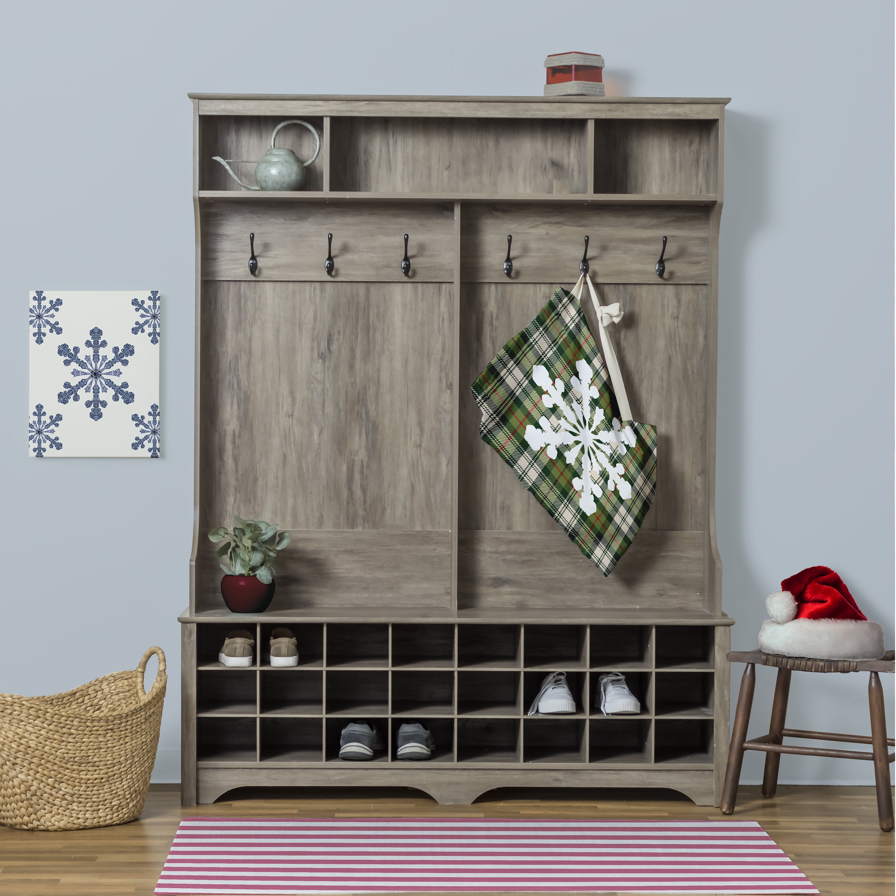 Simply Daisy Snow Flake on Plaid 28 x 36 in Green Laundry Bag