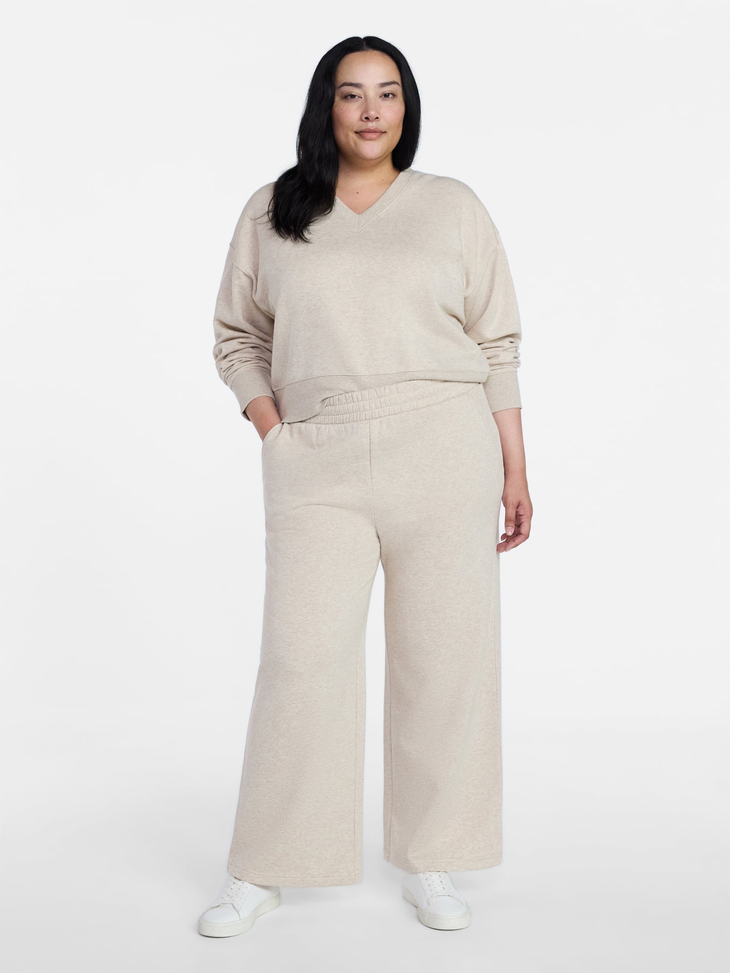 Time and Tru Women's and Women's Plus V-Neck Sweatshirt and Pants Set, 2-Piece, Sizes XS-4X