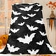 thumbnail image 4 of Manta suave pequeña de murciélago de Halloween, manta de franela impresa, manta de condición, negro, 4 of 6