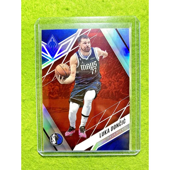 Luka Doncic RED PRIZM # /149 SP CARD 2022 LUKA DONCIC Phoenix Red MAKE AN OFFER