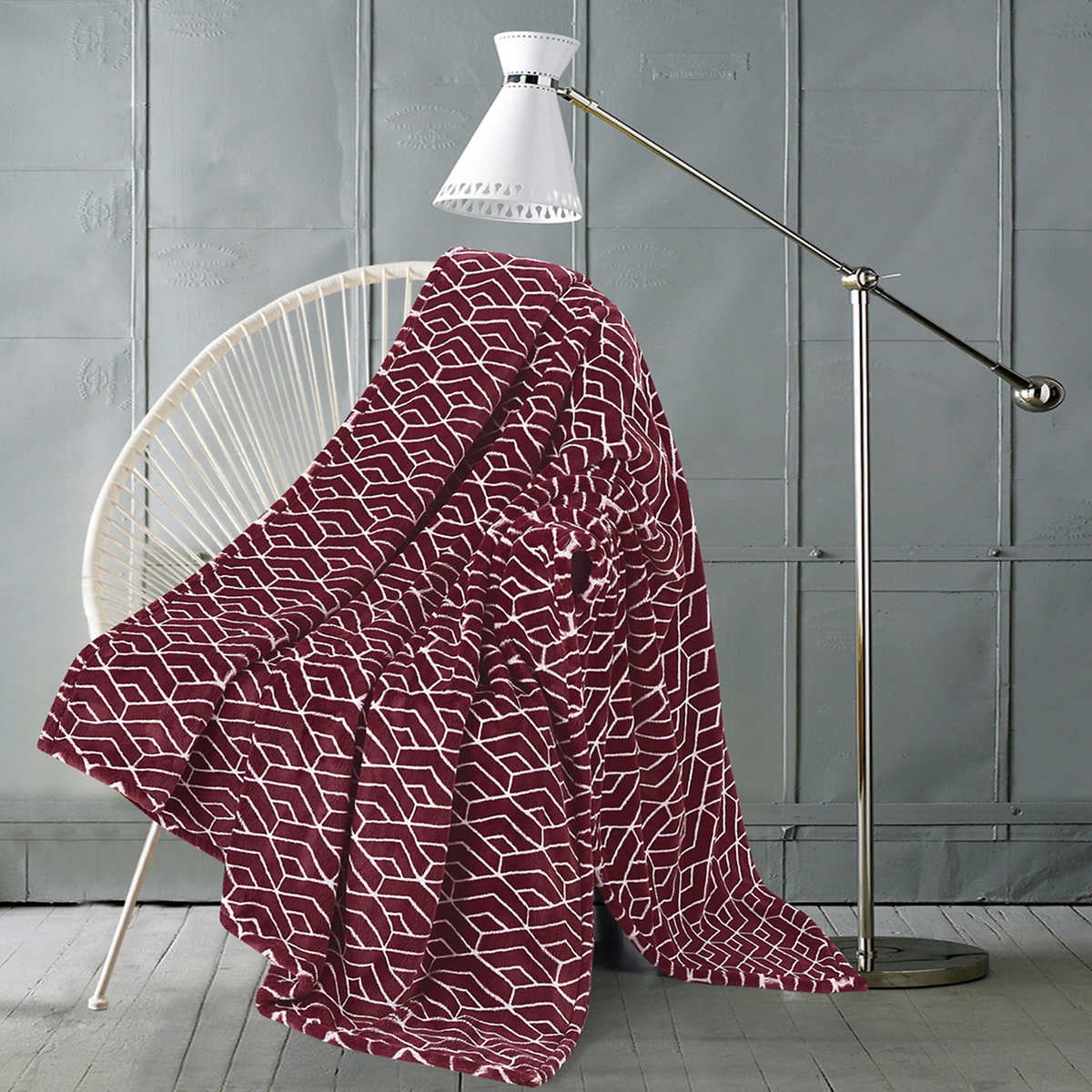 Monte & Jardin Ultra Plush Throw