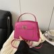 thumbnail image 2 of Bolso de hombro de primavera de celebridades de Internet, nuevo bolso cruzado de señora de gran valor para uso diario, exquisito bolso con cierre., 2 of 5