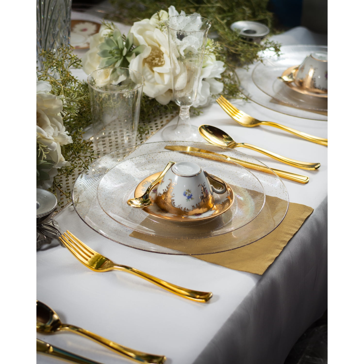 Crown Display Plastic Wine Flute Glasses, Disposable 5 oz Wedding Champagne Glasses - Gold Sparkle