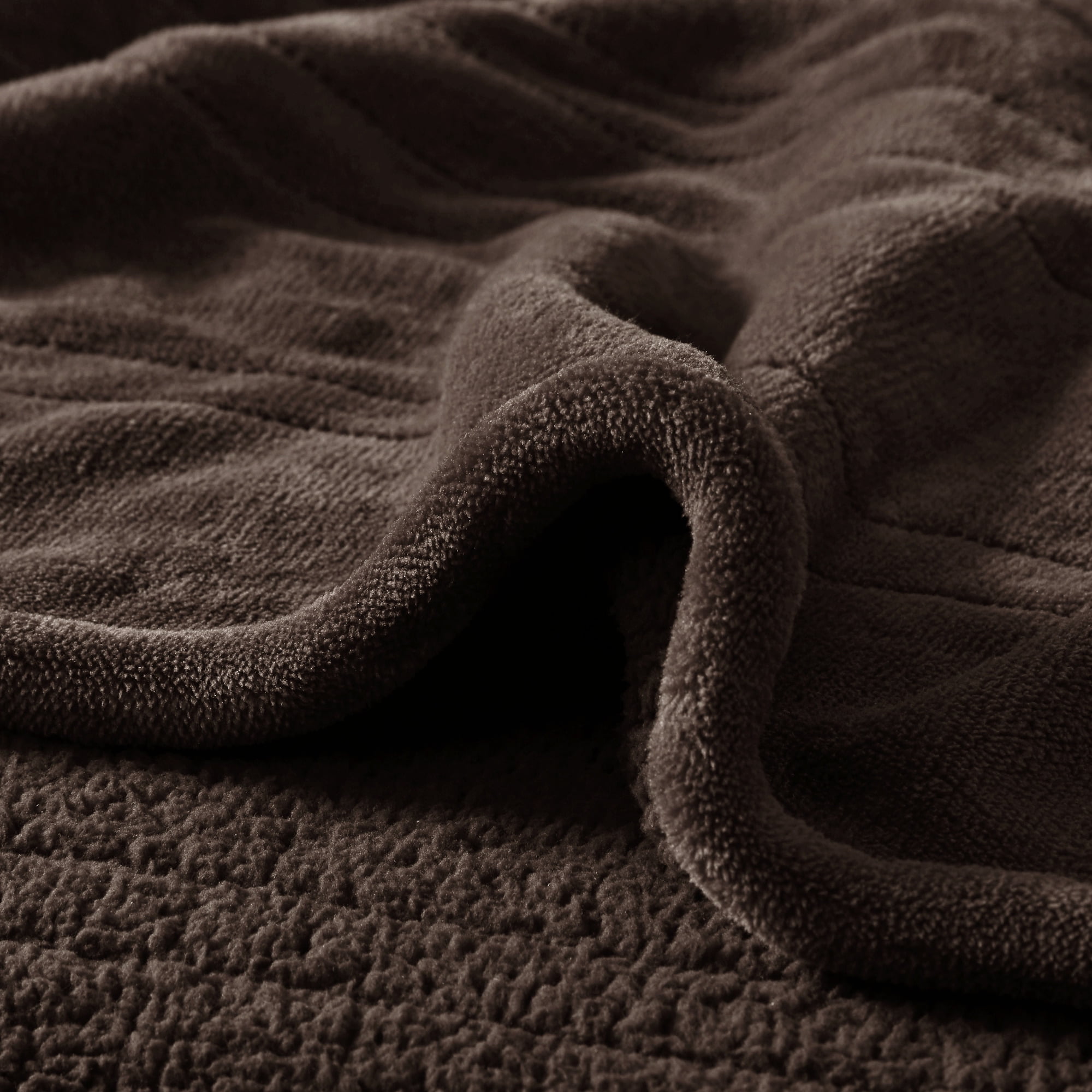Beautyrest Heated Microlight to Berber Solid Blanket, Full, Chocolate